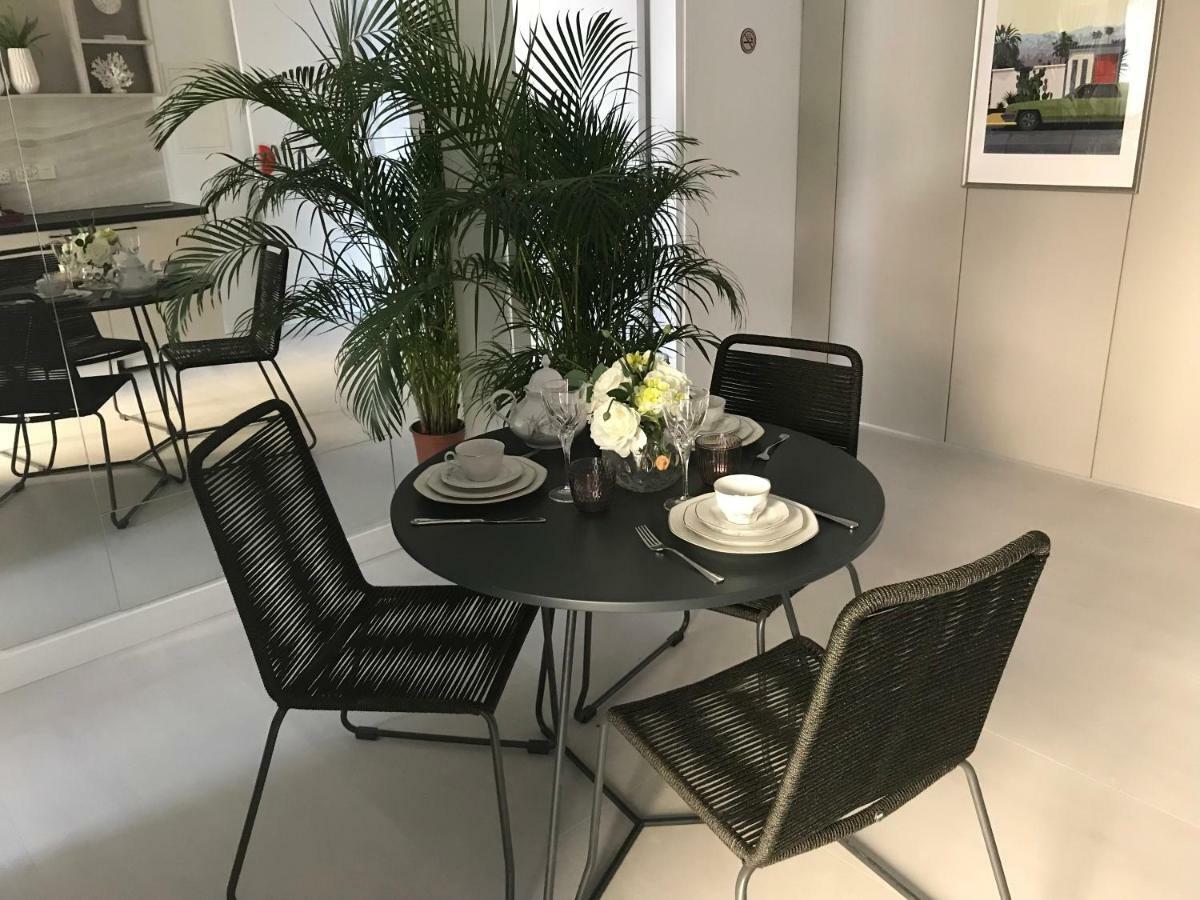 Levante Holiday Apartments Larnaca Bagian luar foto