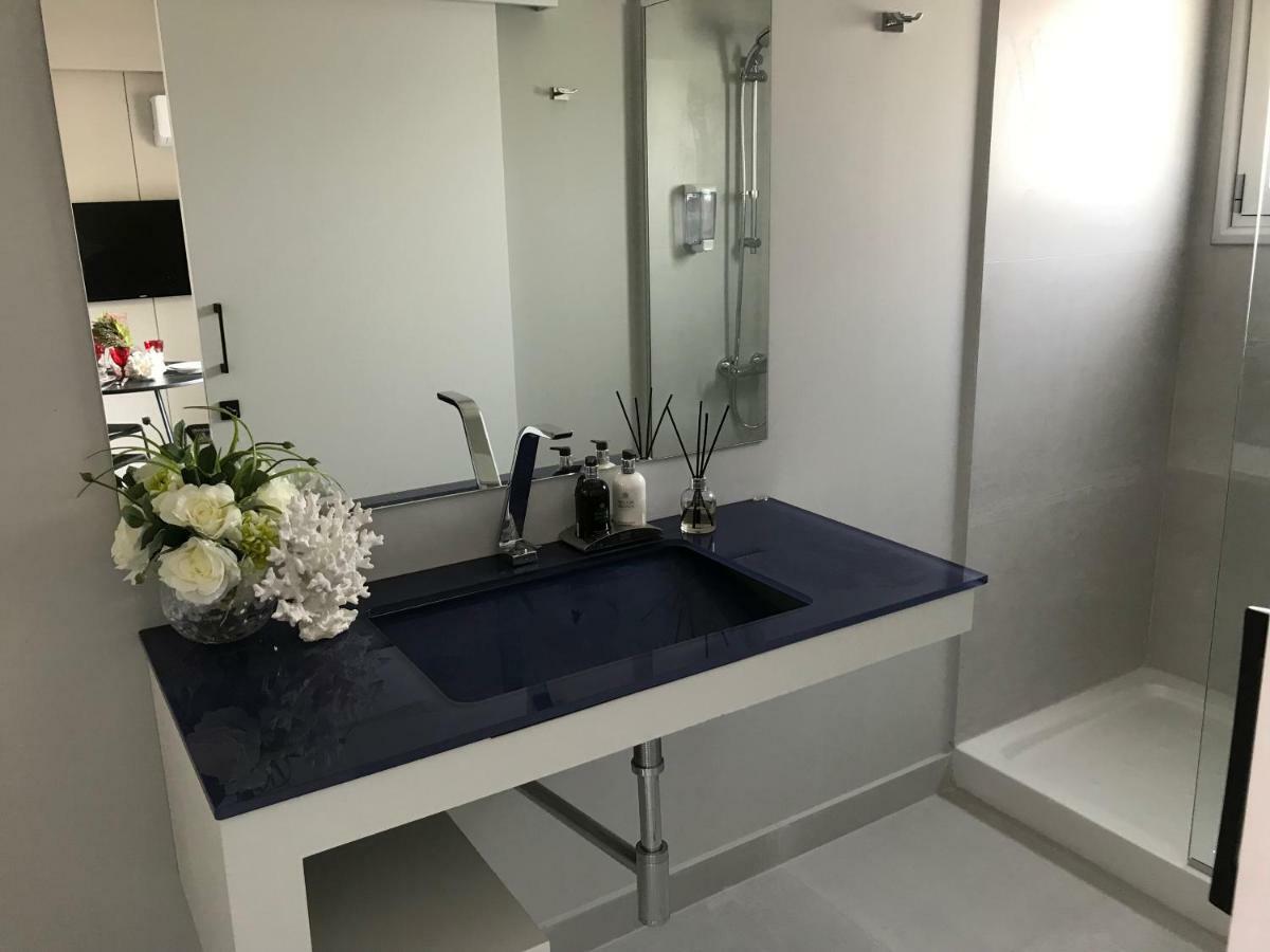 Levante Holiday Apartments Larnaca Bagian luar foto